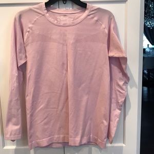 Zella NEW Woman’s long sleeve top